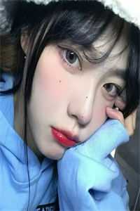 时舒月君奕柯