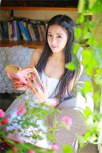 我离开攻略世界后，霸总崩溃了小说