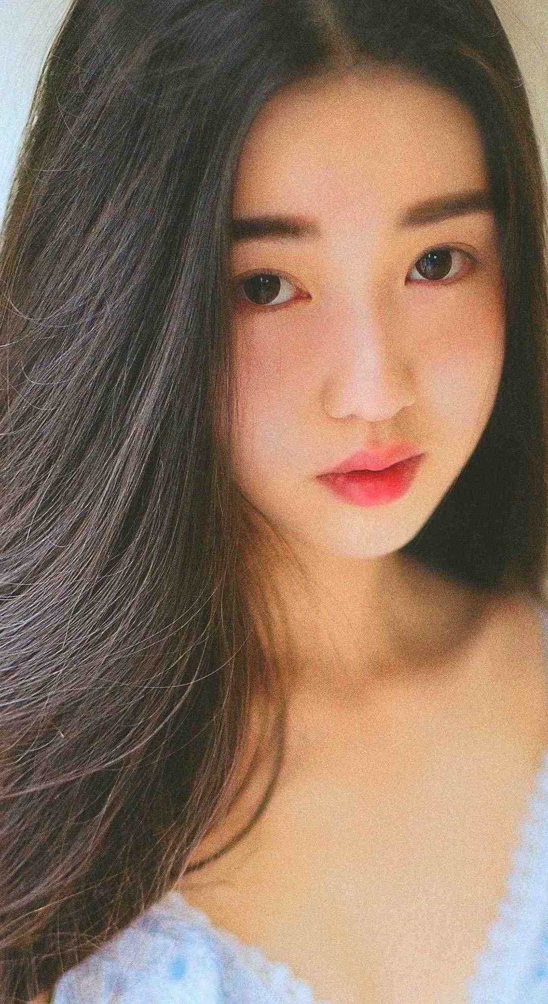 被误认成替身后，老公为我杀疯了男女主人公