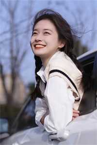 未婚妻将我送进训狗场后，她后悔了