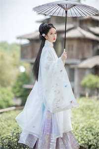 婆婆污蔑我用她换彩礼，我杀疯了