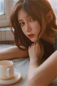 爱如残花，一吹即散