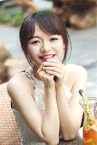 替老婆出家后，她和假少爷官宣