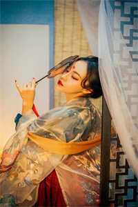重生后，我反手把自己送进了局子