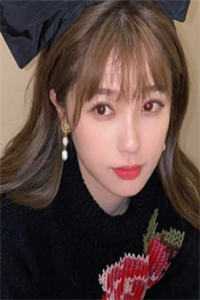 我重生后，女帝倒追我了