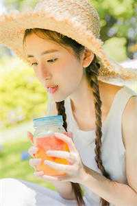 不愿找工作的女儿