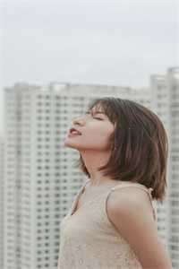 生抽2000cc后女儿不治身亡，妻子忙着陪初恋看流星