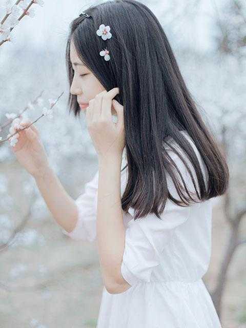 室友装阔炫富，却忘删假包购买记录