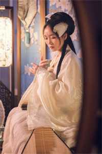 栀子比众木