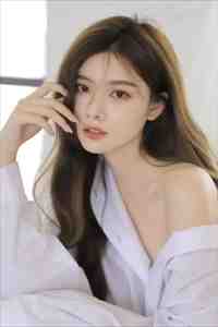 侯府嫡女重生后，抢了庶妹的瘸腿夫君