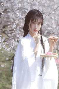 我撤资退婚后，一心想红的竹马悔哭了