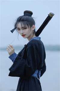 此心只可待明月