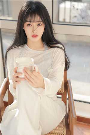 一觉醒来，我成了陌生人的老婆