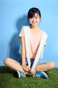 往昔凤泣血，今朝龙悲吟