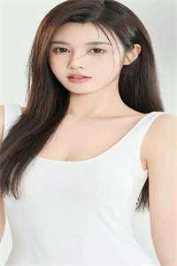 女友一人扮演姐妹花，只为一场游戏