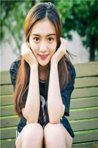 未婚夫抢我灵果送女修，我踹了他