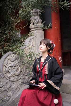 太子爷刮刮乐选妻后，我换嫁克妻首富