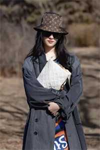 自杀后，老公和霸凌过我的女人官宣了