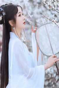 被虐五年爬回家，仇人却在我家吃饺子