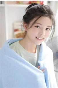 女帝她曾被小侯爷休妻