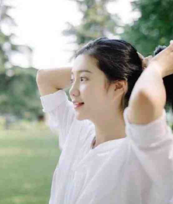 带女儿转修无情道后，圣女妻子悔疯了
