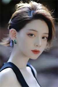 丈夫把女儿送到海中岛学乖后，他红了眼